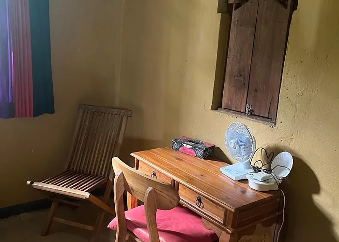 85m2 App With Kitchen Damai Garden Pool Wifi Airco アパート *