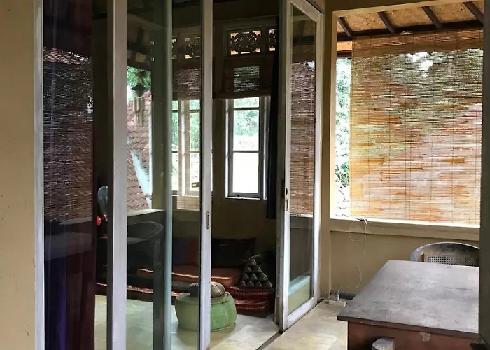 85m2 App With Kitchen Damai Garden Pool Wifi Airco アパート