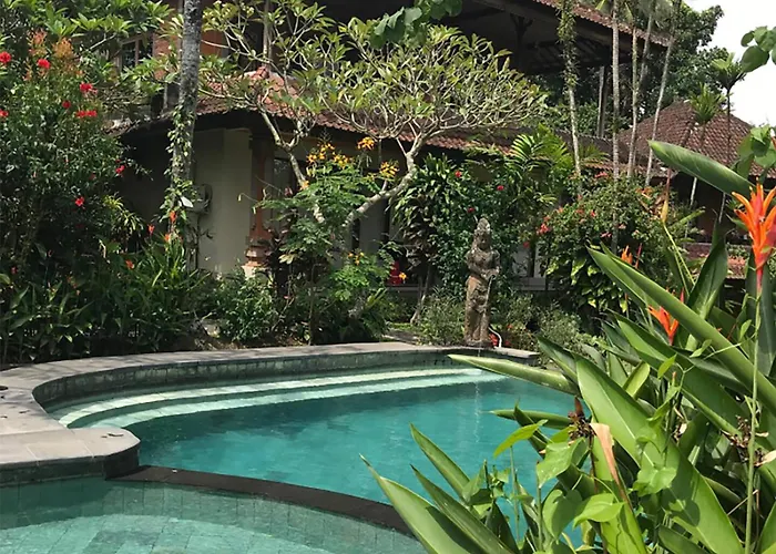 85m2 App With Kitchen Damai Garden Pool Wifi Airco アパート ウブド